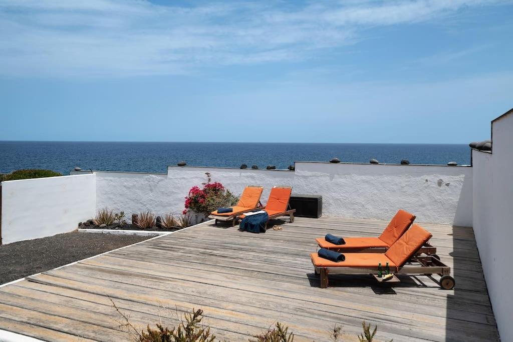 Playa Marina Ocean View Eco Bungalow Arrieta  Buitenkant foto